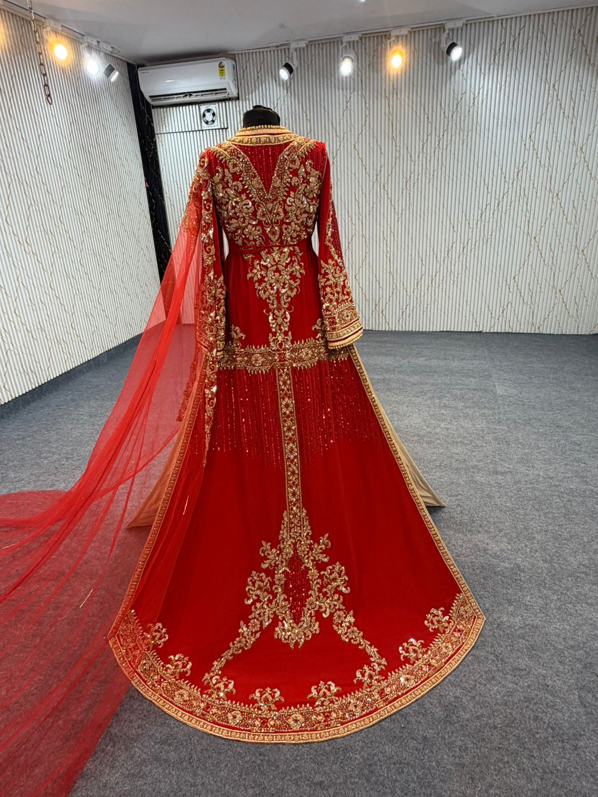 TARA10011 EXCLUSIVE BRIDAL TAQLIDI
