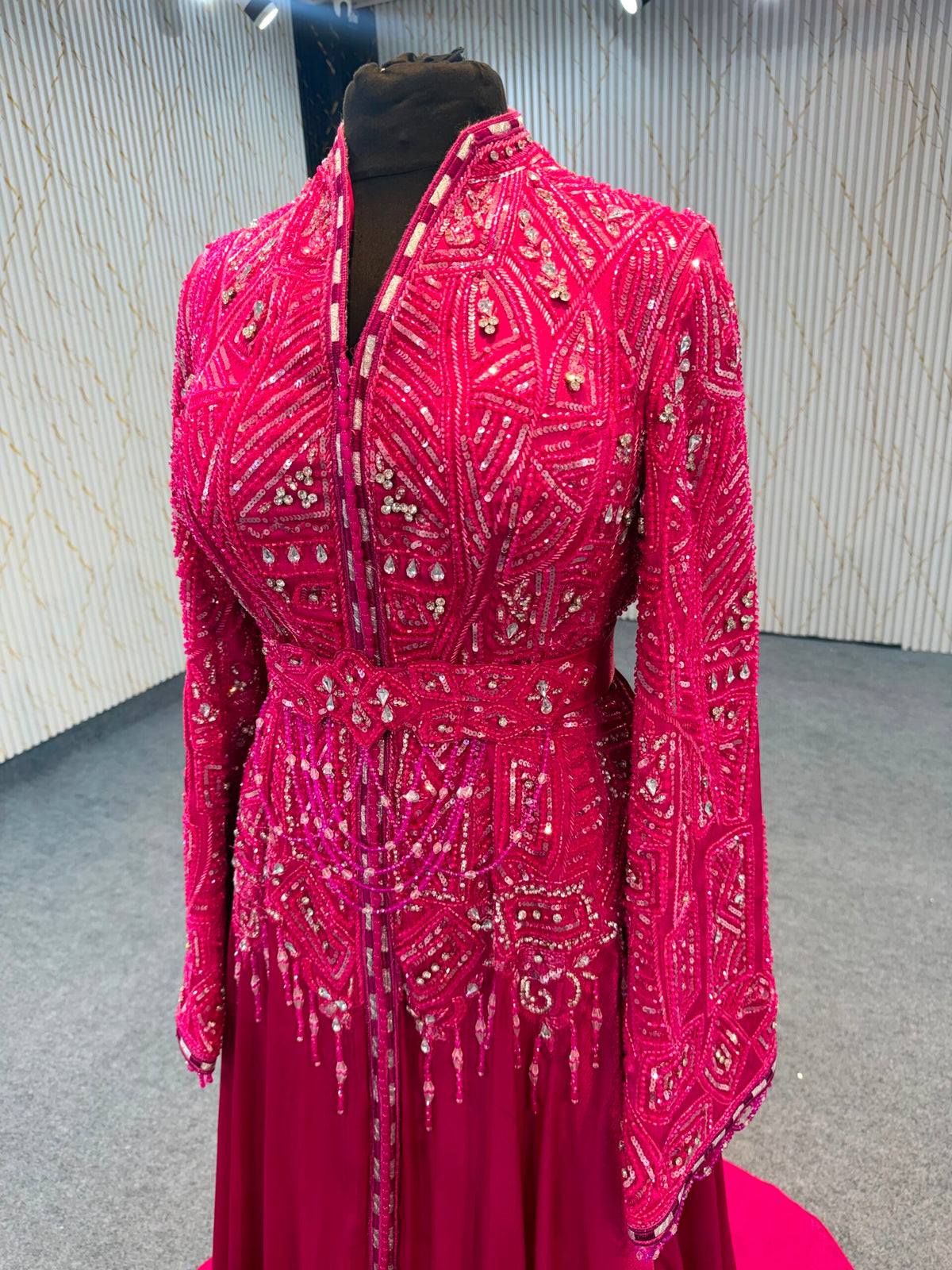 LUXURY COUTURE-MRAA9217