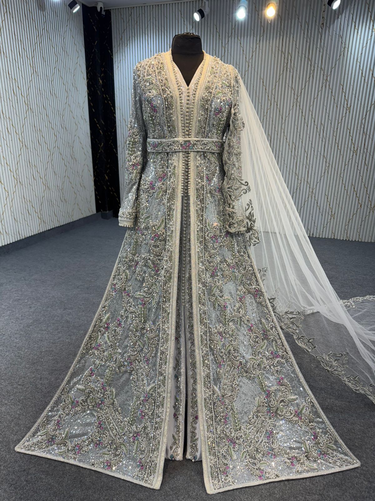TAS10068 EXCLUSIVE BRIDAL TAQLIDI