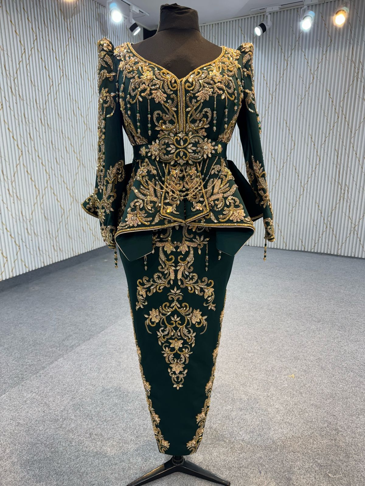 KARAKOU GREEN
