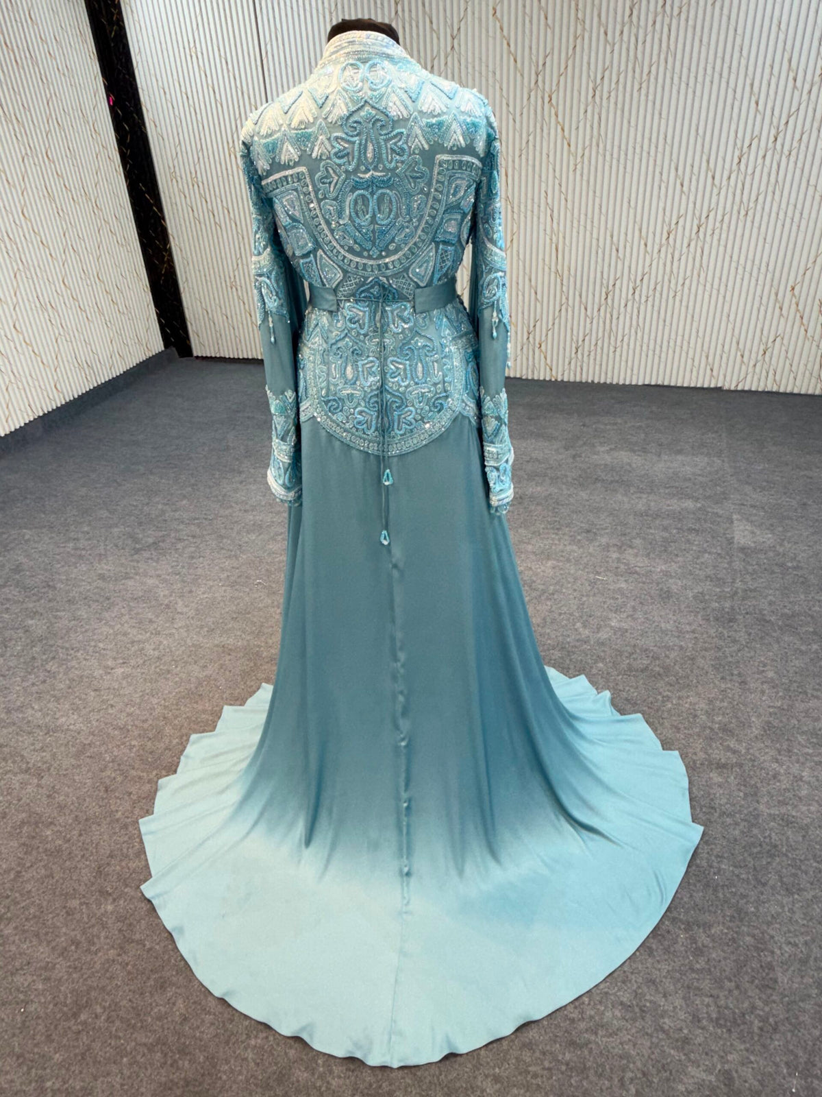 LUXURY COUTURE-MRAF9371